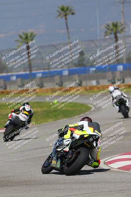 media/Mar-19-2022-Fastrack Riders (Sat) [[4e7522d738]]/Level 5 Race/Turn 3 and 4/